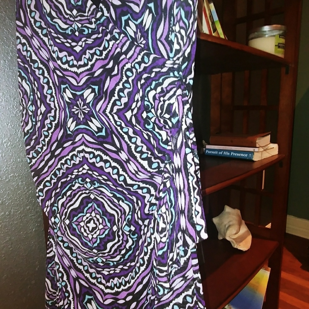 Dress - Picture 2 of 4